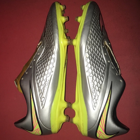 Nike Hypervenom “liquid diamond” - Picture 1 of 5